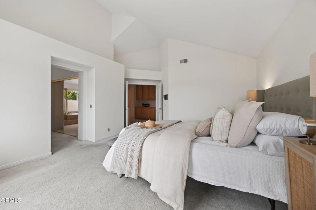 2220 Pebble Beach Trail Oxnard, CA 93036 - Photo 32 of 76