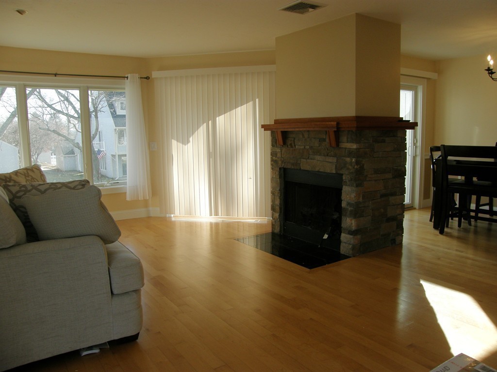 412 Beacon Park Road, Unit 412 Webster, MA 01570 - Photo 8 of 30