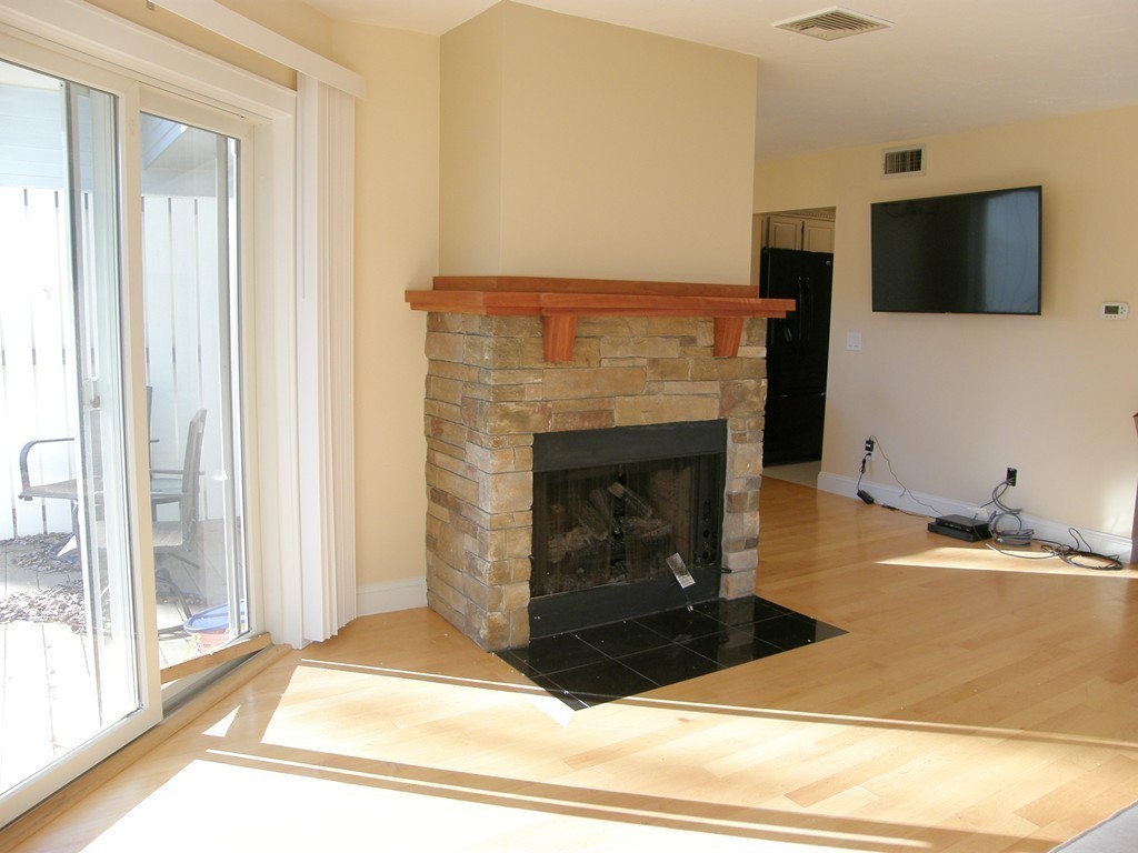 412 Beacon Park Road, Unit 412 Webster, MA 01570 - Photo 10 of 30