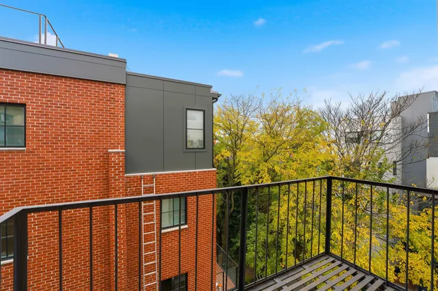 $725,000 | 716 Hudson Street, Unit 6, Hoboken, NJ 07030