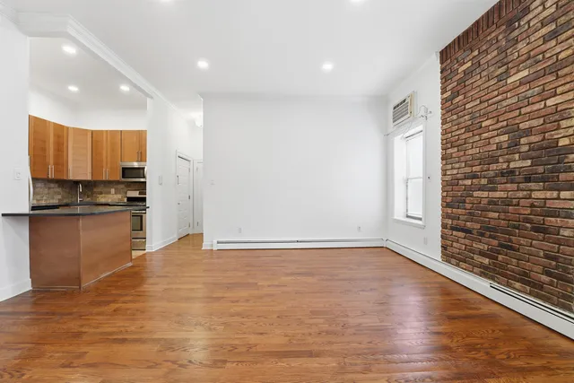 $725,000 | 716 Hudson Street, Unit 6, Hoboken, NJ 07030