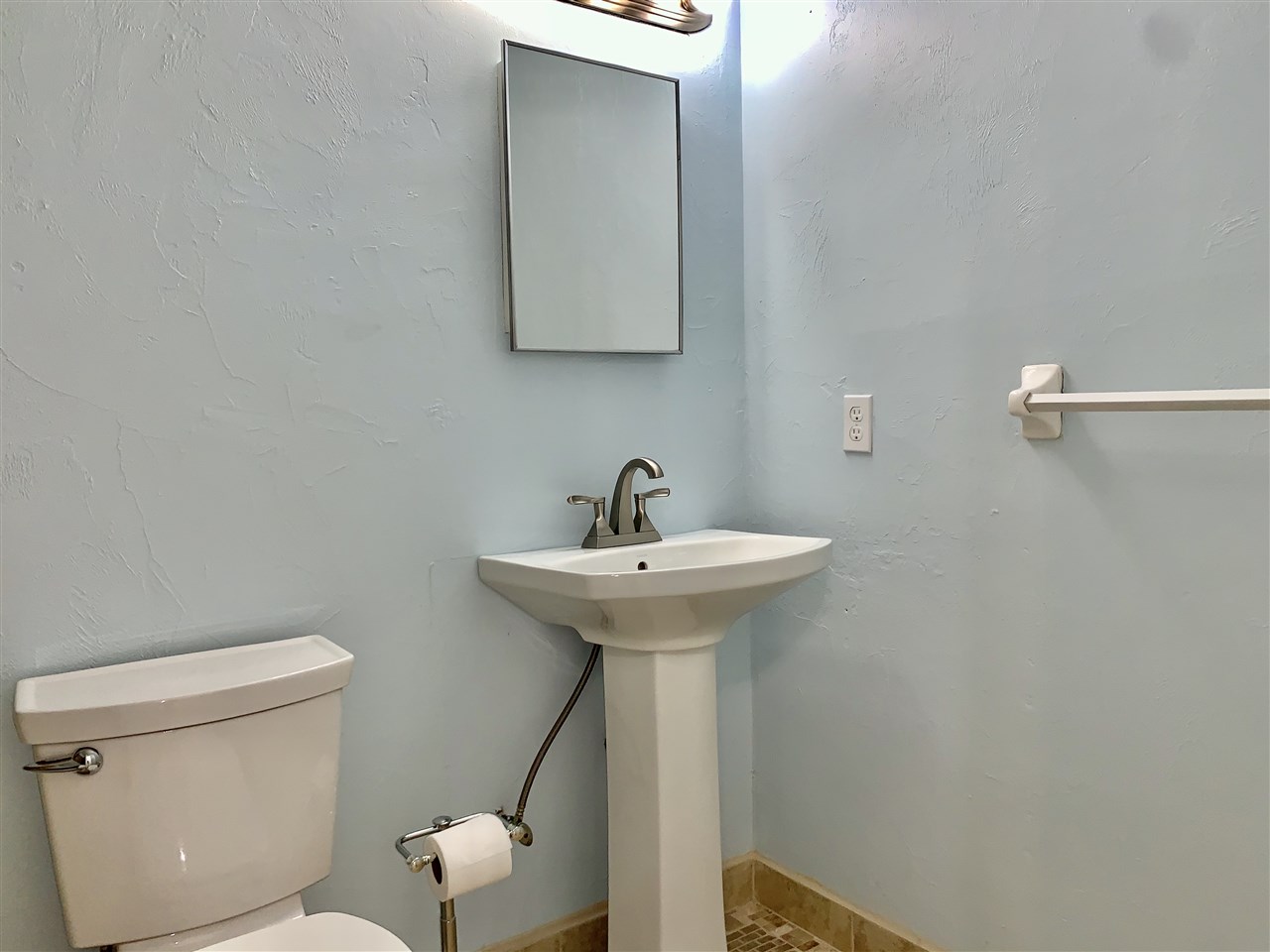 1155 Ocala Road Tallahassee, FL 32304 - Photo 7 of 29 Gallery Image 7