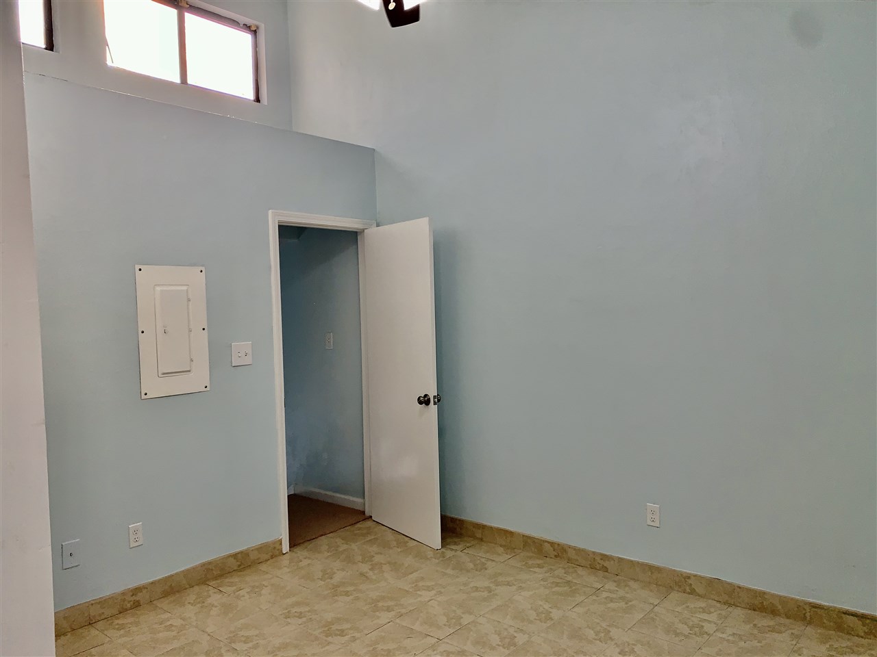 1155 Ocala Road Tallahassee, FL 32304 - Photo 8 of 29 Gallery Image 8