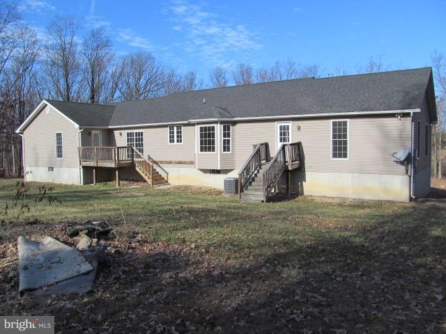 1426 Ridgeway Road Front Royal, VA 22630 - Photo 7 of 29 Exterior (Rear)