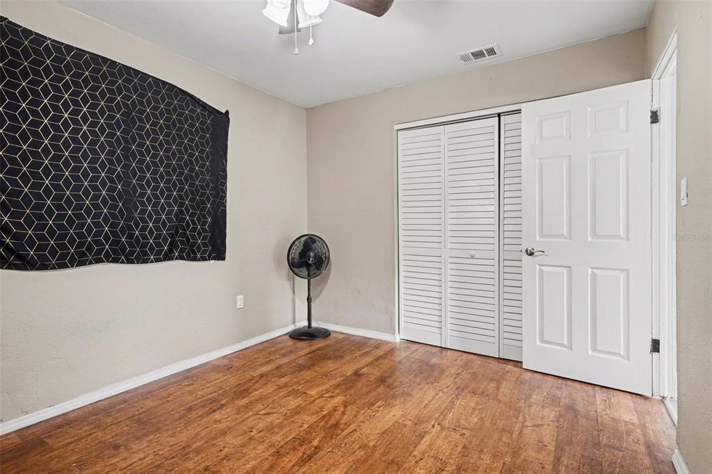 355 South Oak Avenue Frostproof, FL 33843 - Photo 19 of 35 a view of empty room with a window