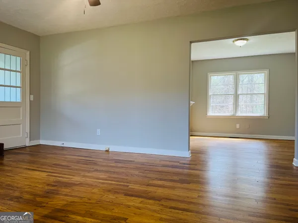 $1,570 | 32 North Cove Drive, Hogansville, GA 30230