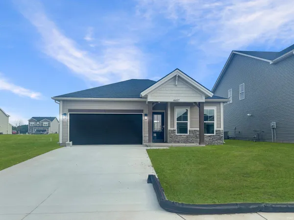 $317,800 | 4657 Chelmsford Drive, Newburgh, IN 47630