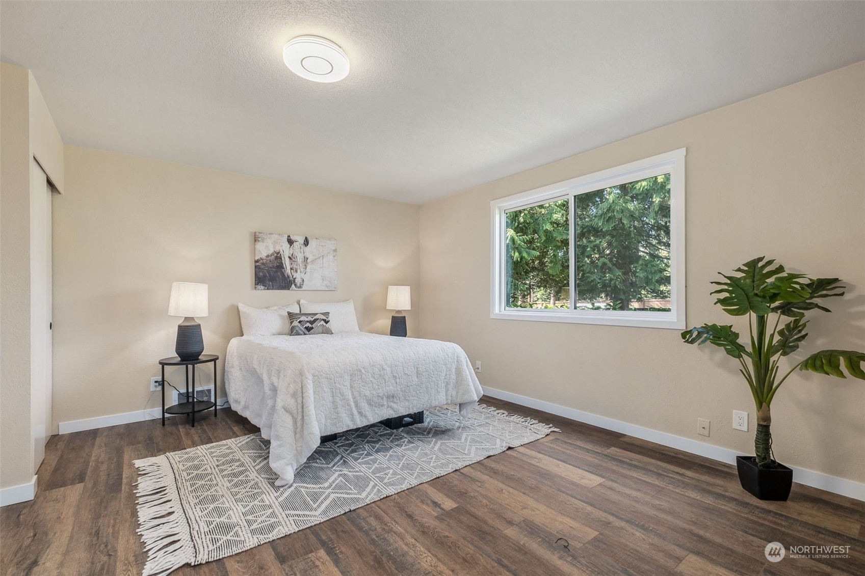 22812 Peter Grubb Road Southeast Renton, WA 98058 - Photo 15 of 37 Gallery Image 15