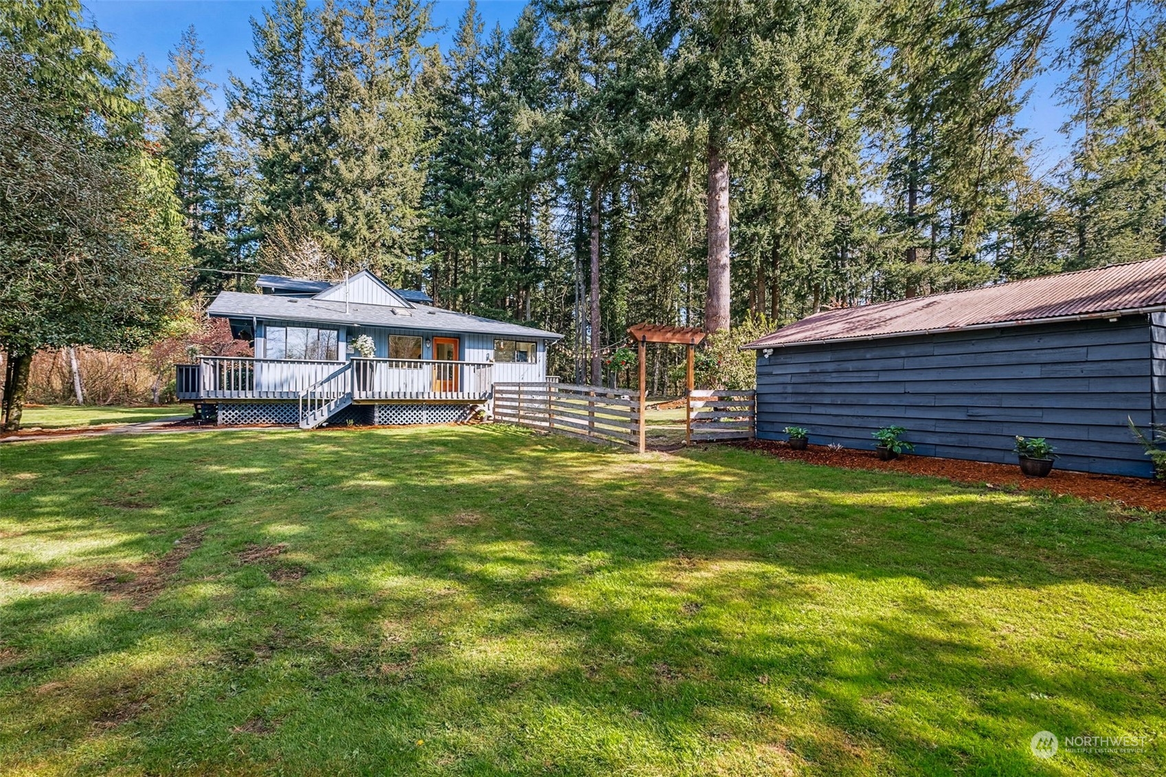22812 Peter Grubb Road Southeast Renton, WA 98058 - Photo 28 of 37 Gallery Image 28