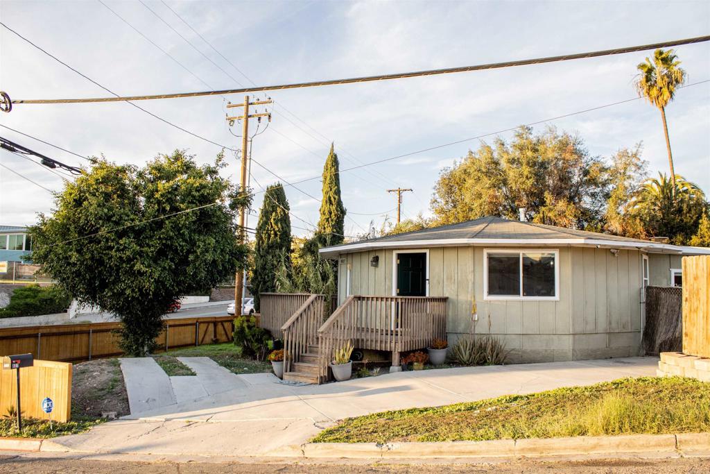 807 Kempton Street Spring Valley, CA 91977 - Photo 3 of 32