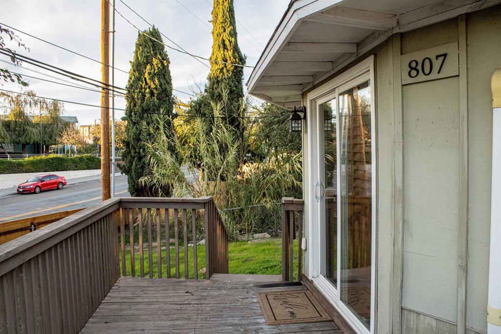 807 Kempton Street Spring Valley, CA 91977 - Photo 5 of 32