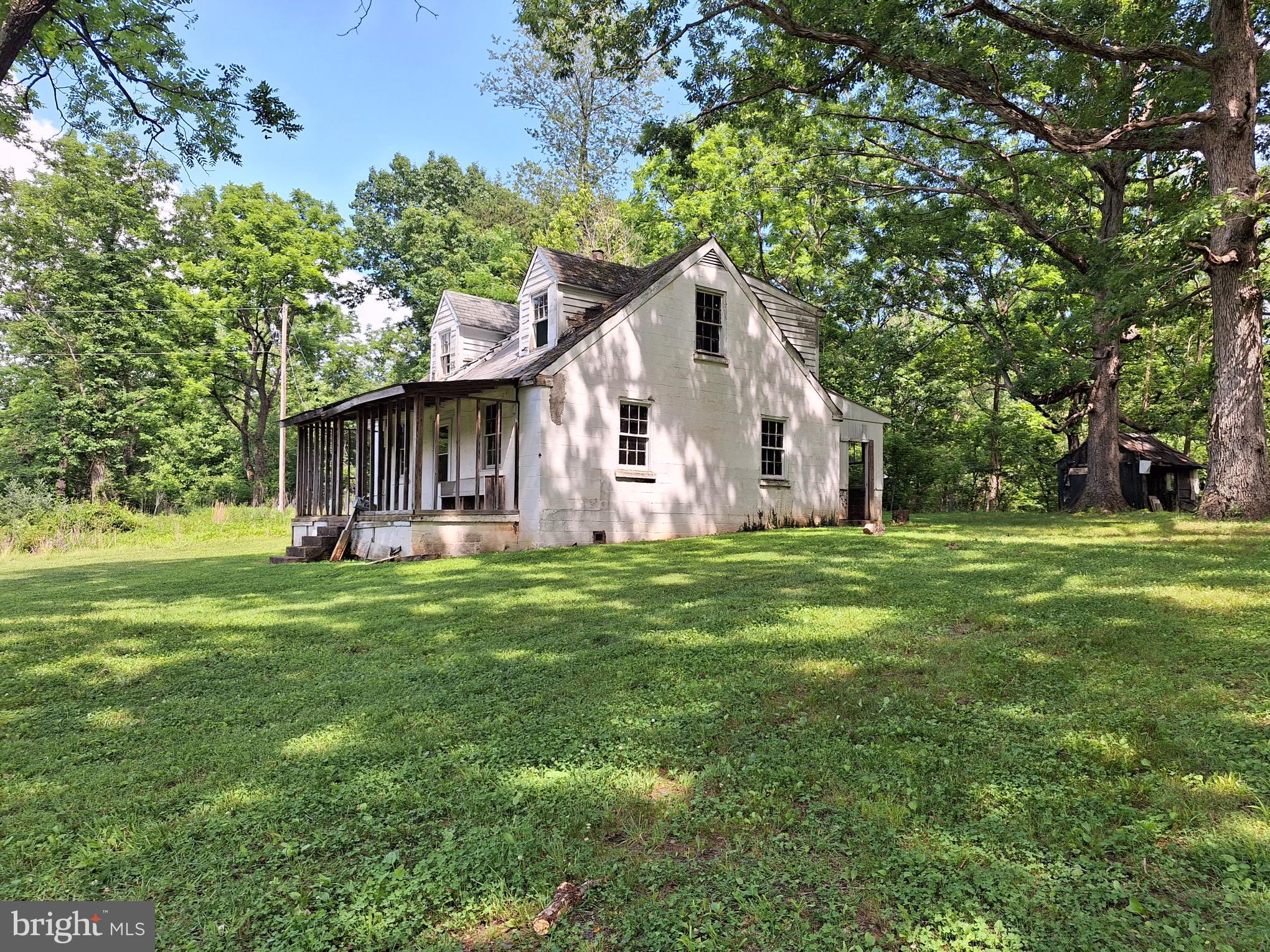 9499 Old Waterloo Road Warrenton, VA 20186 - Photo 4 of 19