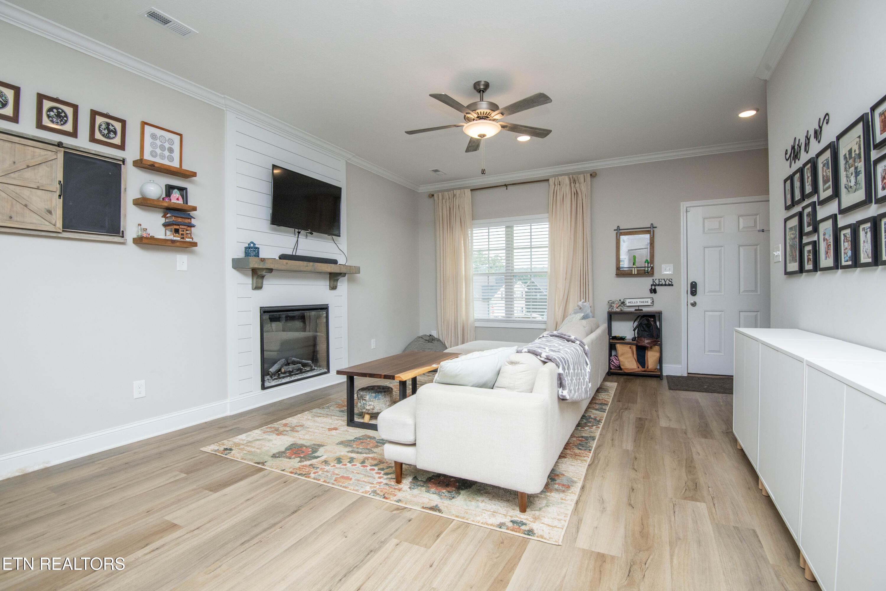 7735 Honey Oaks Road Corryton, TN 37721 - Photo 10 of 47 living 5