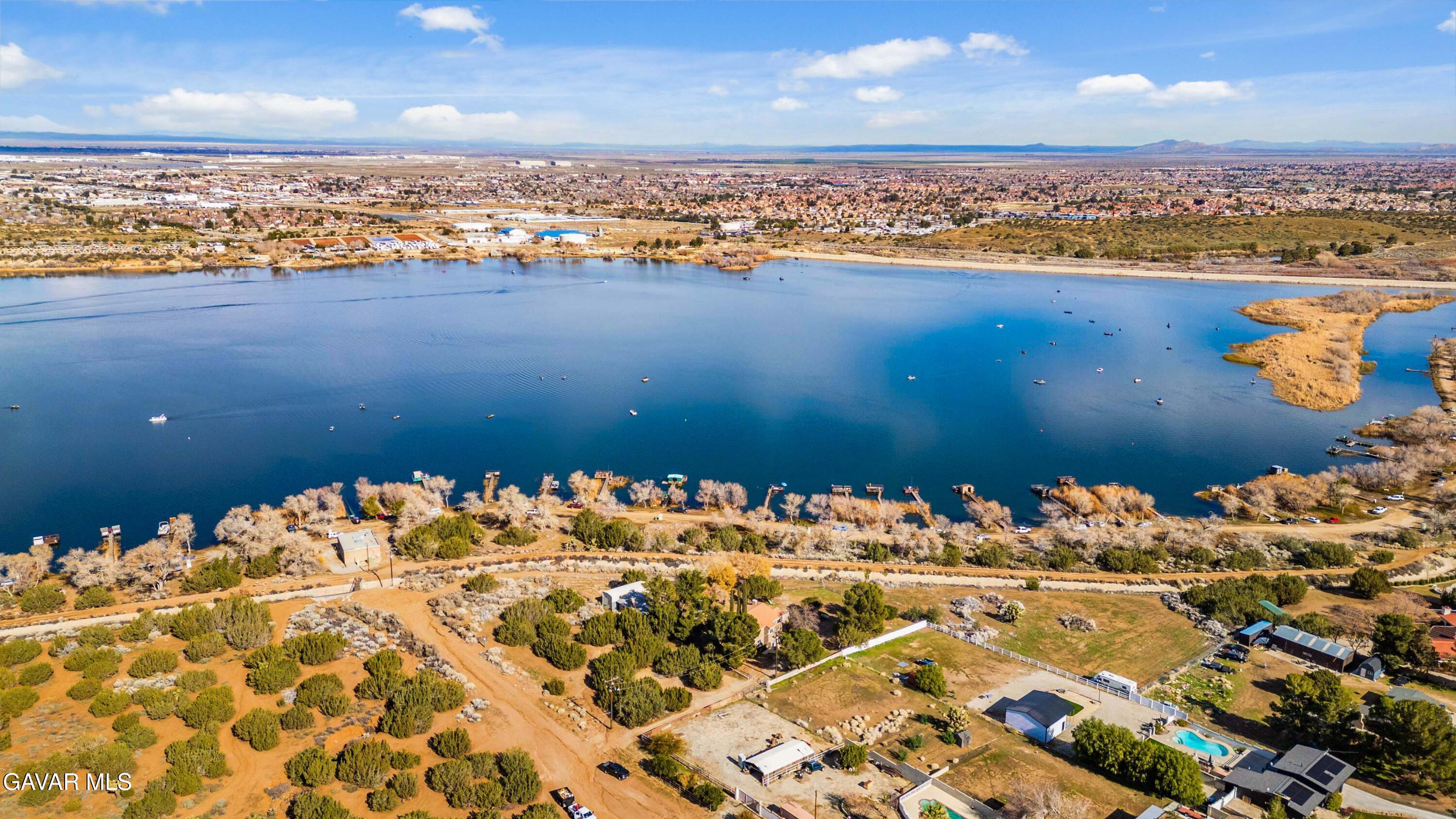 329 East Lago Lindo Road Palmdale, CA 93550 - Photo 35 of 39 a view of an ocean
