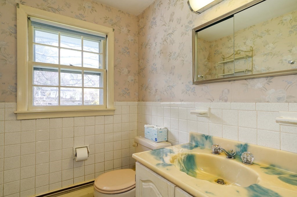 116 Columbia Road Arlington, MA 02474 - Photo 13 of 39 Gallery Image 13