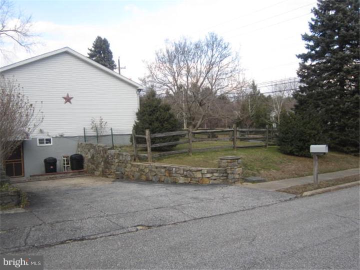 680 South Old Middletown Road Media, PA 19063 - Photo 25 of 25 Driveway