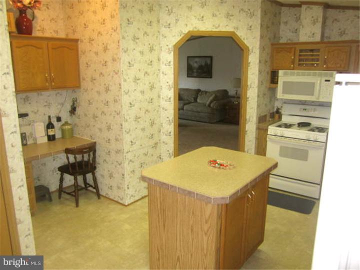 680 South Old Middletown Road Media, PA 19063 - Photo 6 of 25 Kitchen