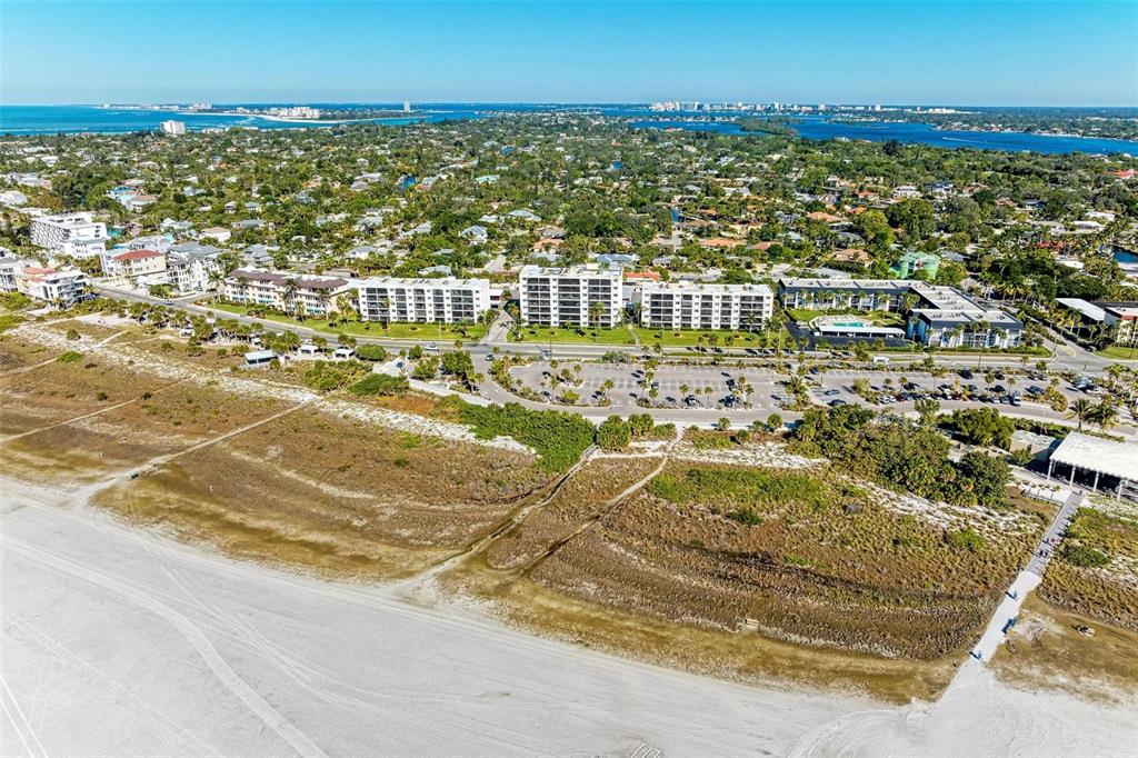 797 Beach Road, Unit 509 Sarasota, FL 34242 - Photo 49 of 99 Gallery Image 49