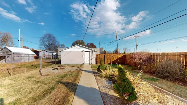 $130,000 | 1002 14th Street, Tell City, IN 47586