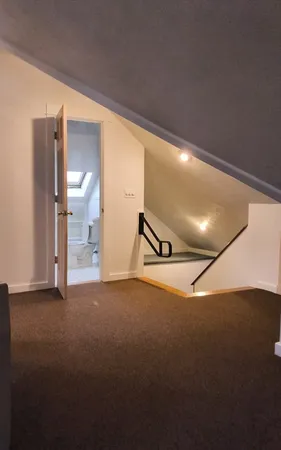 $1,600 | 186 Branscomb Street, Unit 3, New Bedford, MA 02745