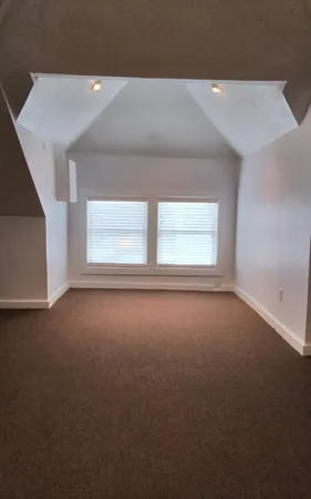 $1,600 | 186 Branscomb Street, Unit 3, New Bedford, MA 02745