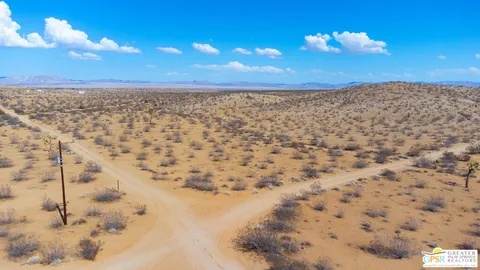 $99,900 | 60150 Patrick Way, Joshua Tree, CA 92252