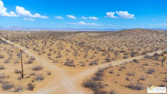 $99,900 | 60150 Patrick Way, Joshua Tree, CA 92252