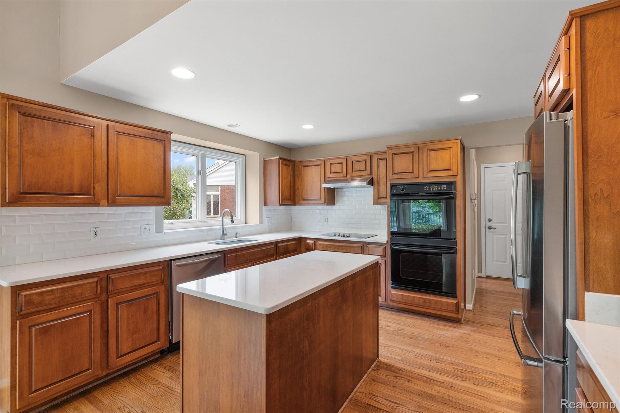 1254 Welland Drive Rochester, MI 48306 - Photo 27 of 77 Gallery Image 27