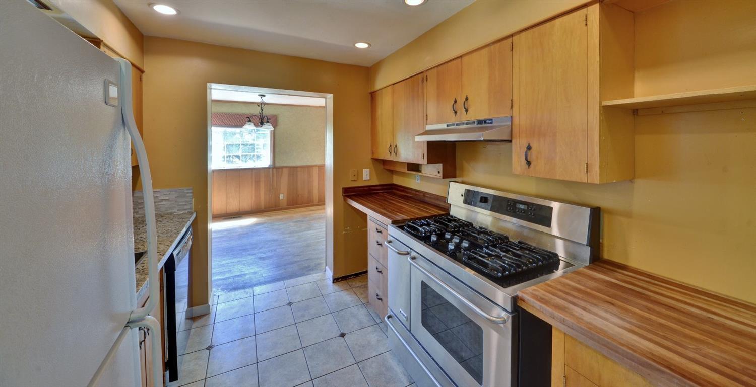 2908 Hillcrest Road Medford, OR 97504 - Photo 15 of 35 Additional Photo