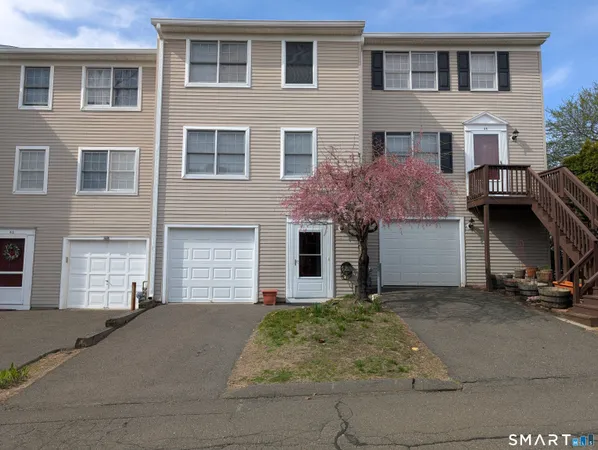 $299,000 | 63 Summit Street, Unit 63, Derby, CT 06418