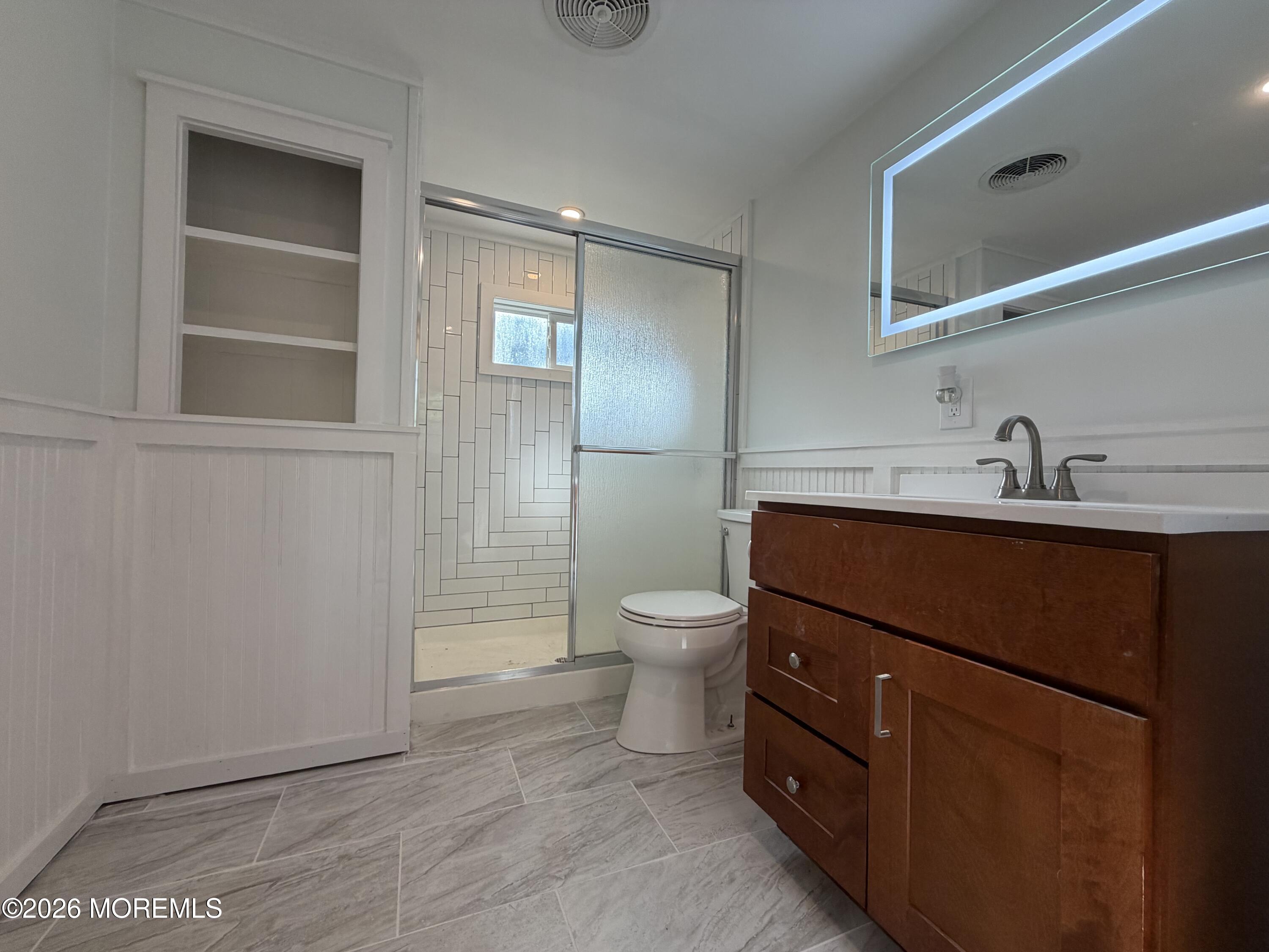 66 Roberts Road Englewood Cliffs, NJ 07632 - Photo 9 of 13 IMG_5481