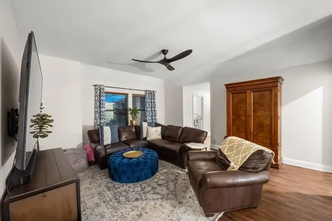 $1,295,000 | 109 Burgess Lane, Austin, TX 78738