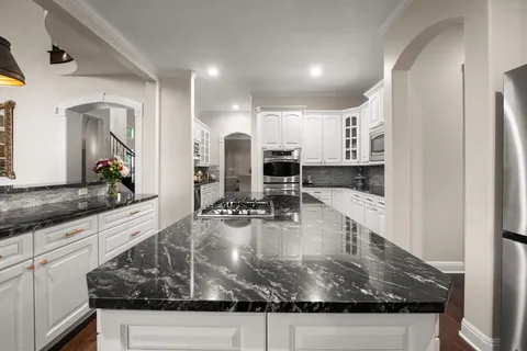 $1,295,000 | 109 Burgess Lane, Austin, TX 78738