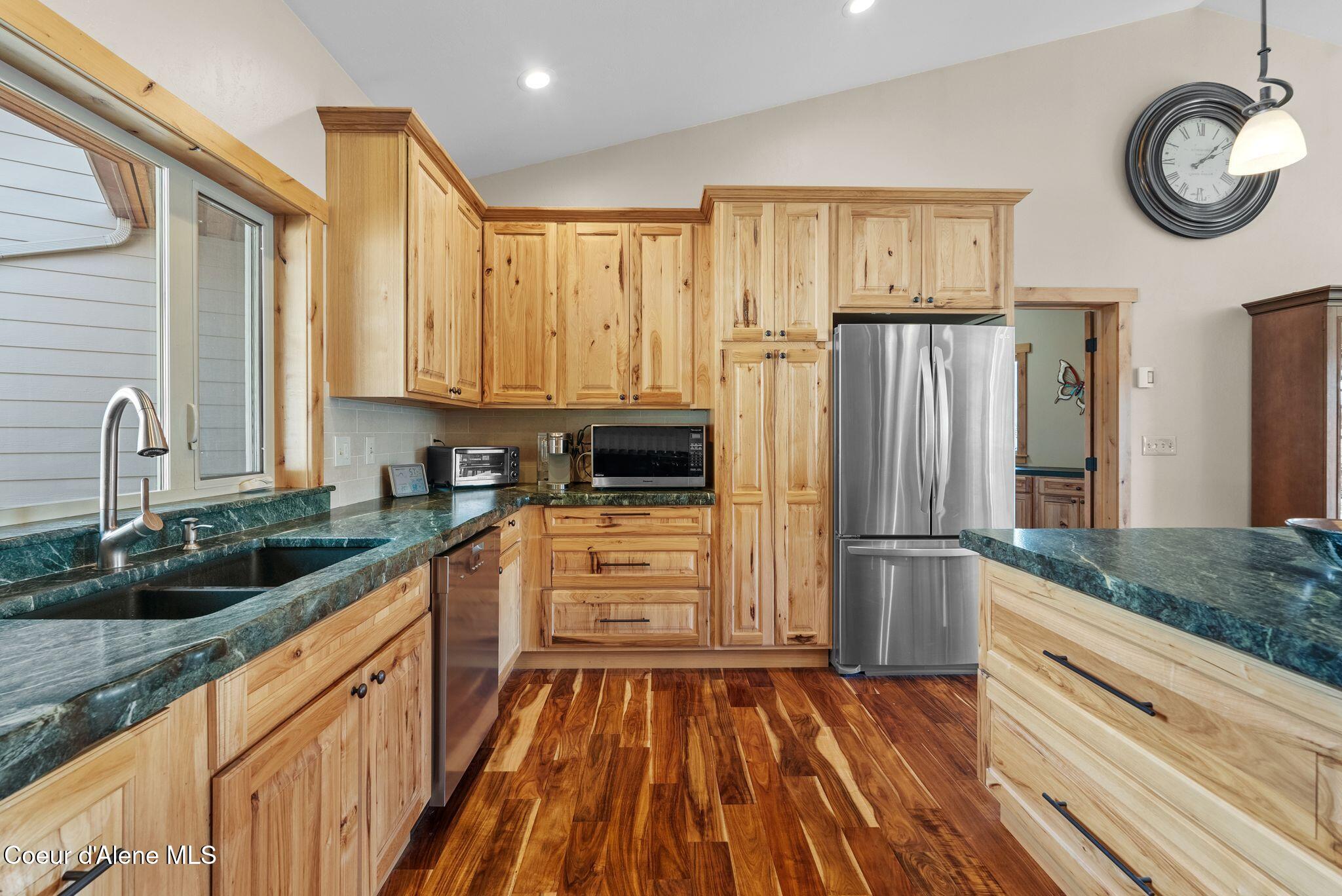 422 Lightning Peak Road Sandpoint, ID 83864 - Photo 12 of 92 Pantry with pull outs