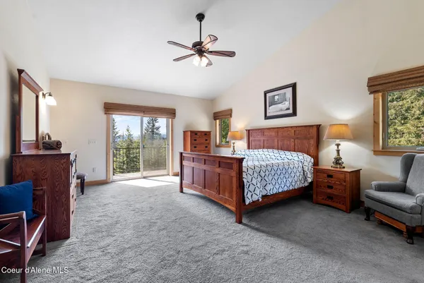 $1,270,000 | 422 Lightning Peak Road, Sandpoint, ID 83864