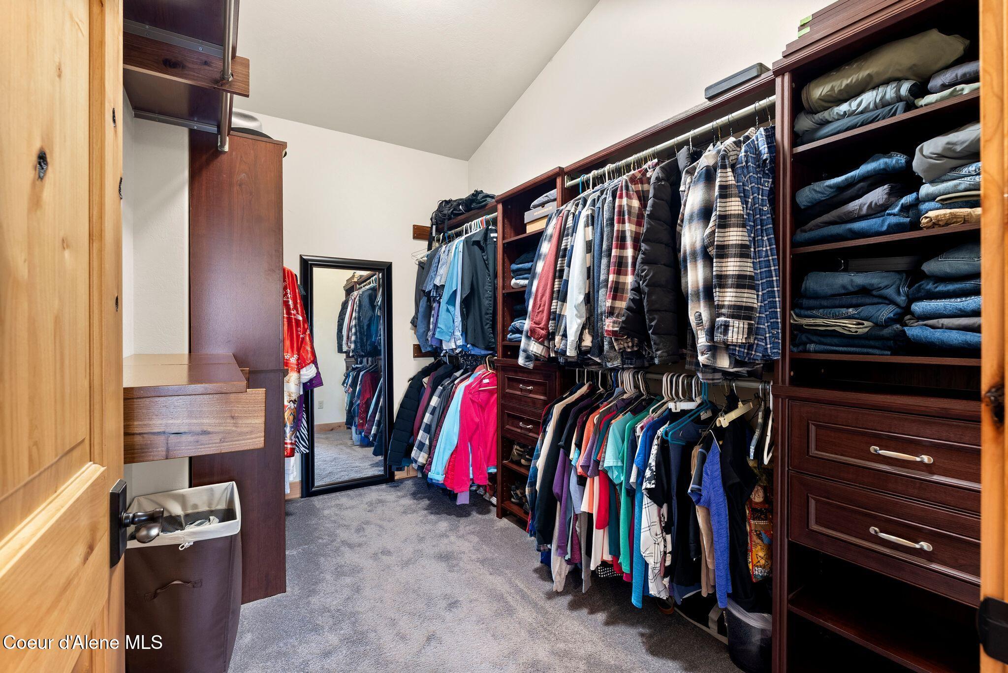 422 Lightning Peak Road Sandpoint, ID 83864 - Photo 42 of 92 Walk-in closet with built-ins