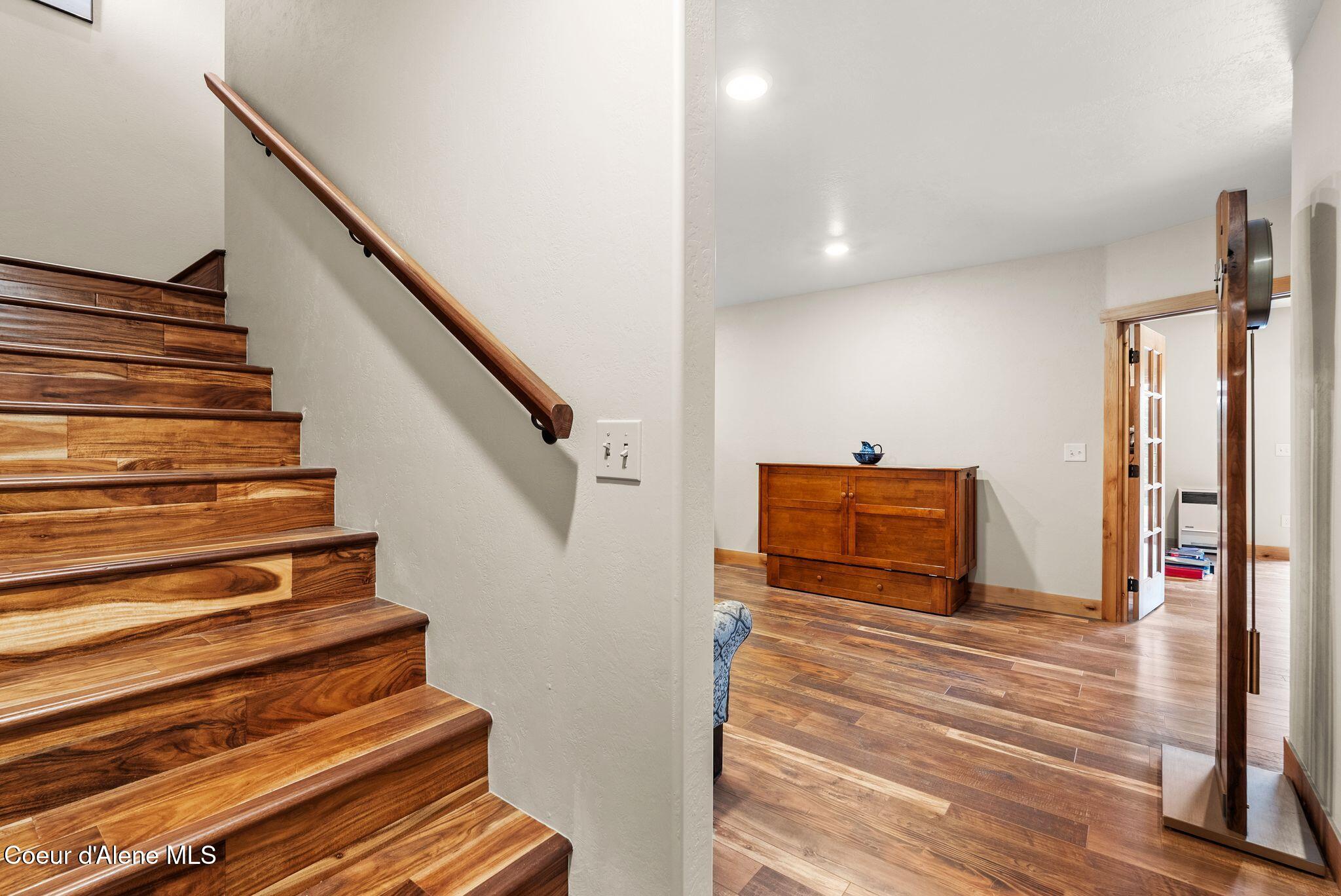 422 Lightning Peak Road Sandpoint, ID 83864 - Photo 44 of 92 Hardwood flooring