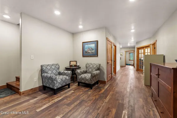 $1,270,000 | 422 Lightning Peak Road, Sandpoint, ID 83864