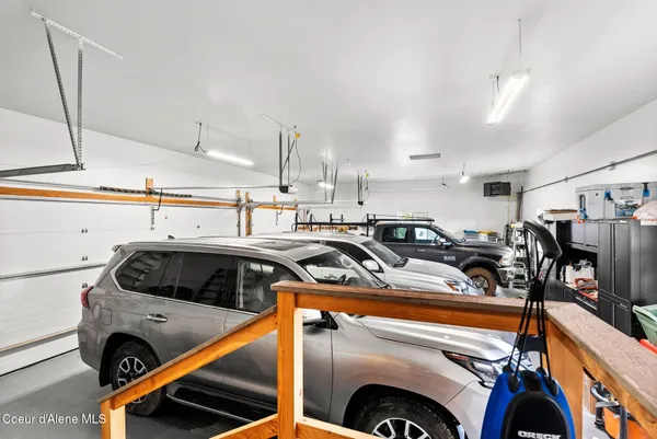 $1,295,000 | 422 Lightning Peak Road, Sandpoint, ID 83864