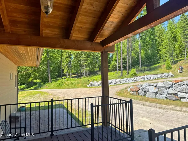 $1,270,000 | 422 Lightning Peak Road, Sandpoint, ID 83864