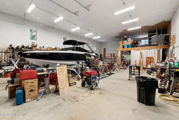 $1,295,000 | 422 Lightning Peak Road, Sandpoint, ID 83864