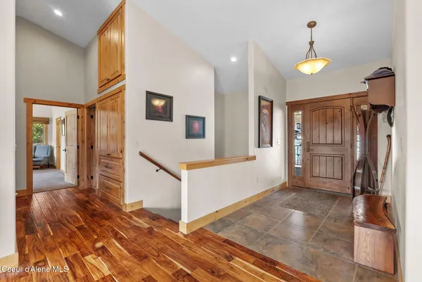 $1,295,000 | 422 Lightning Peak Road, Sandpoint, ID 83864