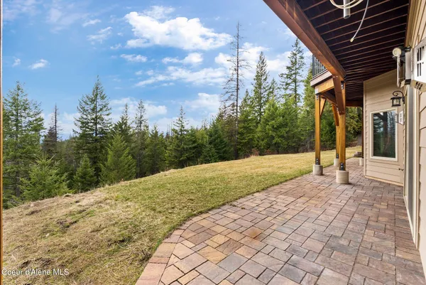 $1,295,000 | 422 Lightning Peak Road, Sandpoint, ID 83864