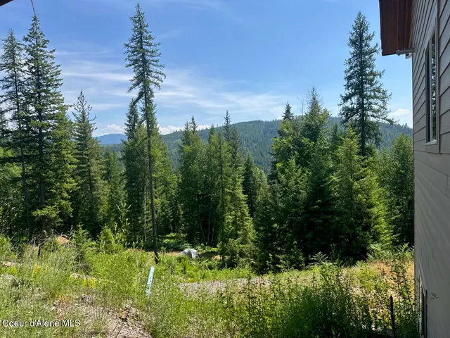 $1,295,000 | 422 Lightning Peak Road, Sandpoint, ID 83864
