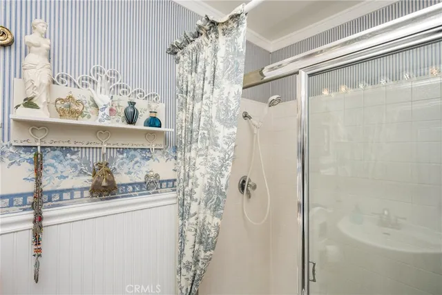 $879,000 | 6837 Amelia Way, Cypress, CA 90630