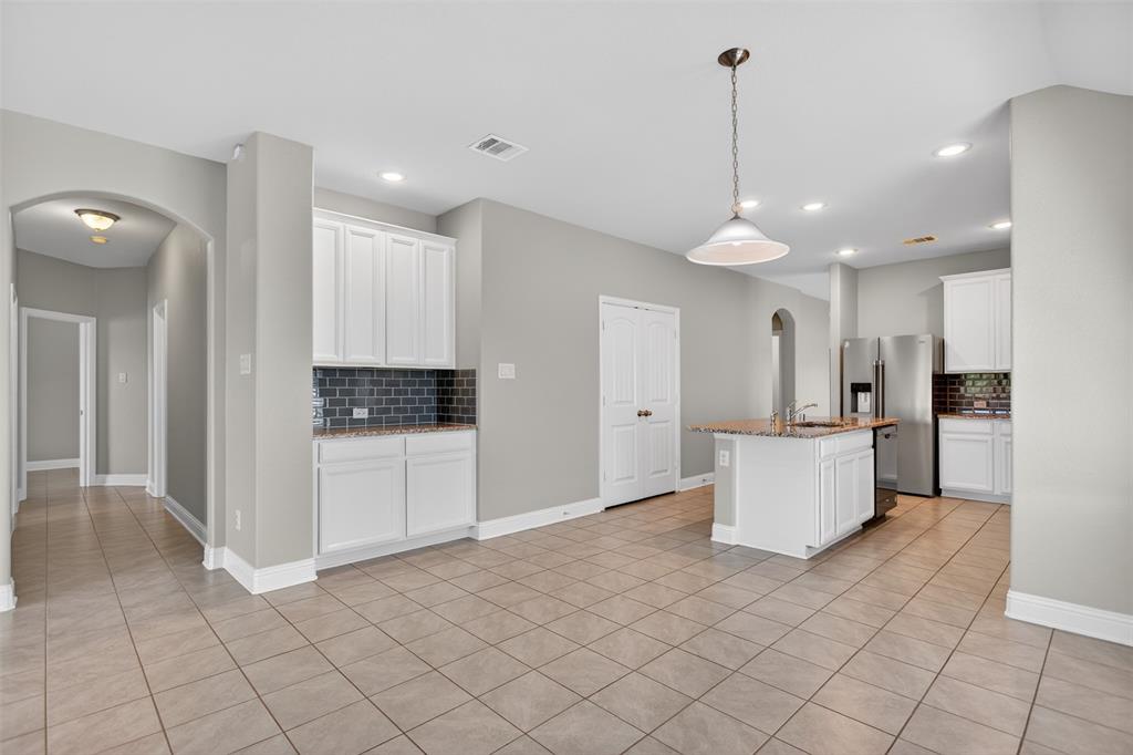 2051 Avondown Road Forney, TX 75126 - Photo 8 of 29