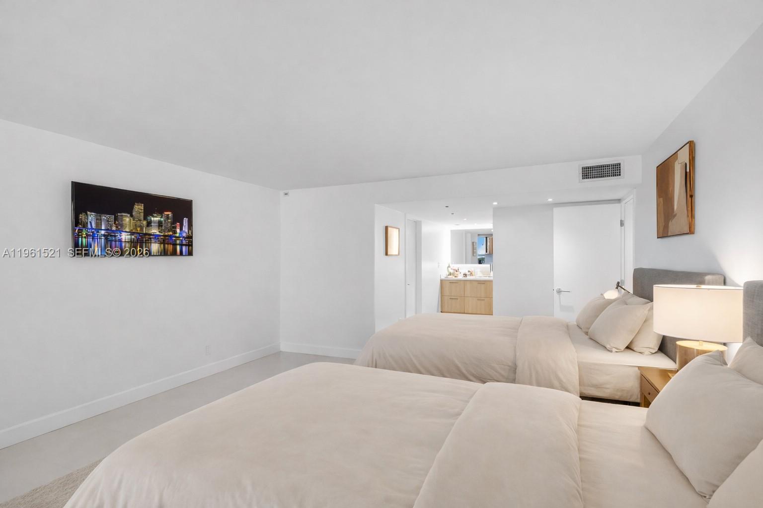 1925 Brickell Avenue, Unit 606 Miami, FL 33129 - Photo 16 of 41