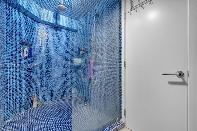 $4,600 | 1925 Brickell Avenue, Unit 606, Miami, FL 33129