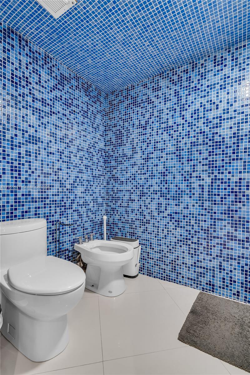 1925 Brickell Avenue, Unit 606 Miami, FL 33129 - Photo 19 of 41