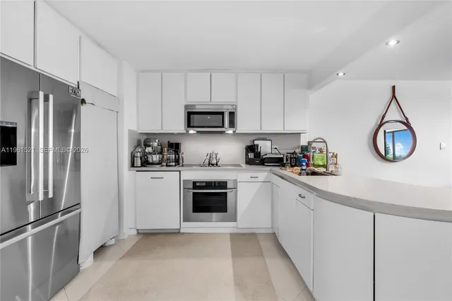 $4,600 | 1925 Brickell Avenue, Unit 606, Miami, FL 33129